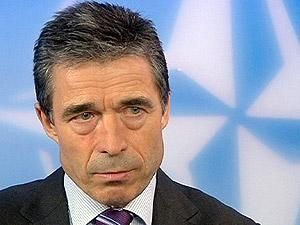 НАТО не доверит охрану союзников другим странам НАТО не доверит охрану союзников другим странам