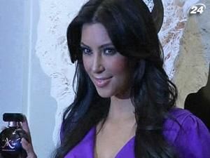 Ким Кардашян представила новый парфюм Ким Кардашян представила новый парфюм