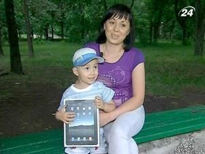 iPad от телеканала новостей "24" получила жительница Мариуполя iPad от телеканала новостей "24" получила жительница Мариуполя