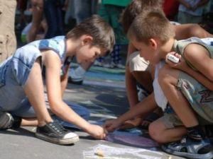 На Буковині страхуватимуть дітей-сиріт На Буковині страхуватимуть дітей-сиріт