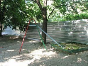 На строительстве сына Януковича заявляют, что законов не нарушали На строительстве сына Януковича заявляют, что законов не нарушали