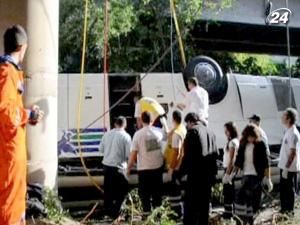 В Туреччині перекинувся автобус з білоруськими туристами В Туреччині перекинувся автобус з білоруськими туристами