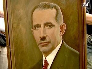 Молодь відзначила 120-річчя з Дня народження лідера ОУН Молодь відзначила 120-річчя з Дня народження лідера ОУН