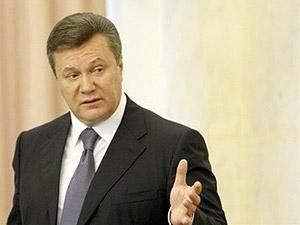 Янукович рассказал об оппозиции в СМИ и забыл название закона Янукович рассказал об оппозиции в СМИ и забыл название закона