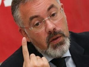 Табачник сказал, что тестирование школьников невозможно отменить Табачник сказал, что тестирование школьников невозможно отменить