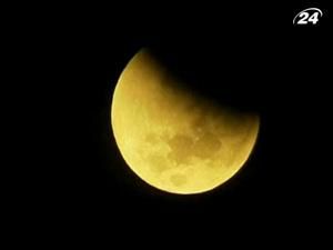Ночью жители Земли могли наблюдать лунное затмение 