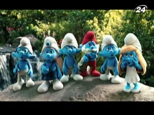 "Смурфики": рятуючись від злого чарівника малюки потрапляють до Нью-Йорка "Смурфики": рятуючись від злого чарівника малюки потрапляють до Нью-Йорка