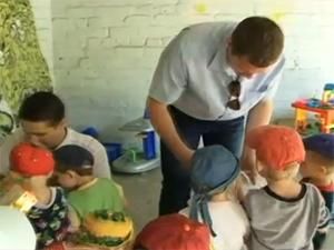 Компанія TeleTRADE дарує тепло дітям! Компанія TeleTRADE дарує тепло дітям!