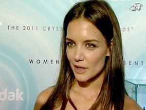 Кеті Холмс отримала нагороду MaxMara Face of the Future Кеті Холмс отримала нагороду MaxMara Face of the Future