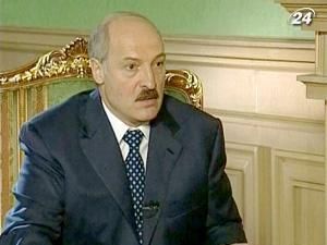 Президент Білорусі погрожує закрити кордони