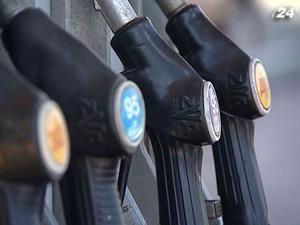 Підсумок тижня: українські водії переходять на газове пальне Підсумок тижня: українські водії переходять на газове пальне