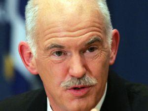 Премьер Греции призвал провести референдум относительно изменений в конституцию