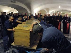 В Киев везут мощи Иоанна Павла II В Киев везут мощи Иоанна Павла II