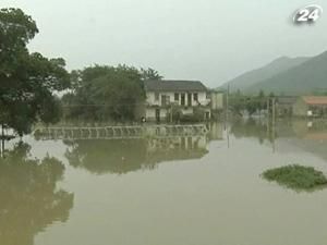 От наводнений в Китае пострадали уже более трех миллионов человек От наводнений в Китае пострадали уже более трех миллионов человек