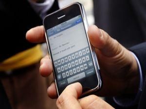 Житель Индии погиб из-за поддельного iPhone Житель Индии погиб из-за поддельного iPhone