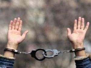 В Крыму рейдеры захватили три корпуса санатория В Крыму рейдеры захватили три корпуса санатория