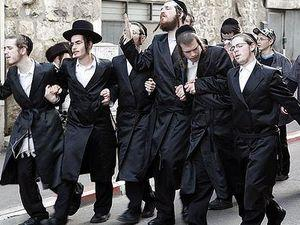 Евреи приедут во Львов в касках и бронежилетах