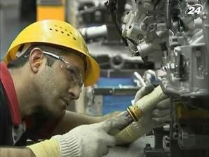 Toyota очікує зниження прибутку на 31% Toyota очікує зниження прибутку на 31%