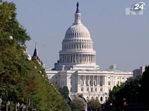 Fitch и Moody's грозят снизить прогноз по рейтингу США Fitch и Moody's грозят снизить прогноз по рейтингу США