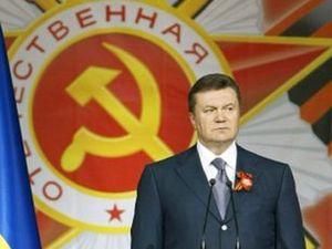 Янукович: Мы должны помнить тех, кто погиб в Великой Отечественной войне 