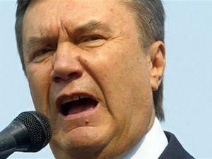 Янукович: посягательствам на мирное будущее Украины будет дан мгновенный и жесткий ответ 