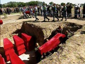 У Борисполі перепоховали рештки 493 загиблих солдатів У Борисполі перепоховали рештки 493 загиблих солдатів
