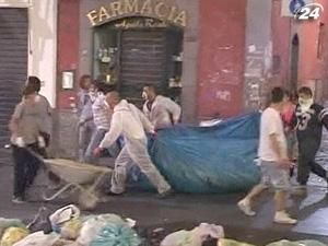 Новообраний мер Неаполя не здатен вирішити сміттєву кризу Новообраний мер Неаполя не здатен вирішити сміттєву кризу