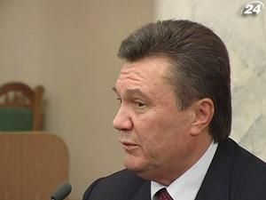Янукович закликає бізнес вкладати гроші у соцпроекти