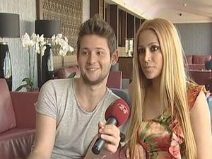 Ell & Nikki: Один из козырей нашей команды - позитив Ell & Nikki: Один из козырей нашей команды - позитив