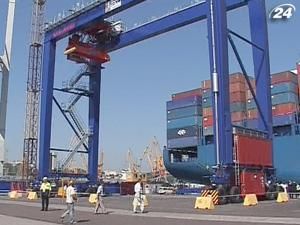 Таможенный союз с 2012 года ограничит торговлю с Украиной Таможенный союз с 2012 года ограничит торговлю с Украиной