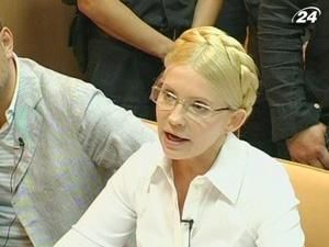 Защита Тимошенко просит объединить дела 
