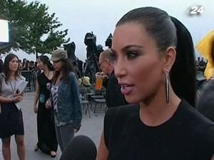 Кім Кардашян взяла участь у зйомках телешоу "Проект Подіум" Кім Кардашян взяла участь у зйомках телешоу "Проект Подіум"