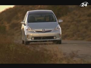 Toyota Prius V - конкуренты снова позади Toyota Prius V - конкуренты снова позади