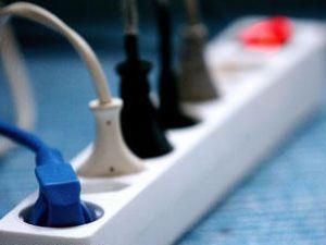 Крымчан просят не пользоваться электроприборами Крымчан просят не пользоваться электроприборами