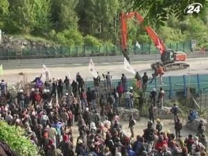 В Италии прошла акция протеста против строительства новой железной дороги