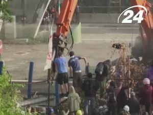 В Италии полиция разогнала акцию протеста В Италии полиция разогнала акцию протеста