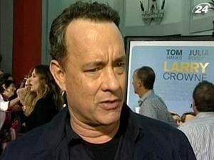 Том Хенкс презентував нову стрічку "Ларрі Краун" Том Хенкс презентував нову стрічку "Ларрі Краун"