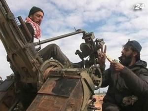 Франция тайно вооружает ливийских повстанцев