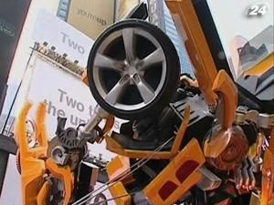 У Нью-Йорку відбулася прем’єра фільму "Трансформери 3" У Нью-Йорку відбулася прем’єра фільму "Трансформери 3"