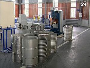 Ядерные отходы будут консервировать в специальных бочках