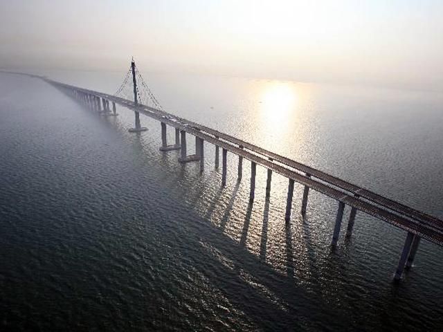 У Китаї ввели в експлуатацію міст довжиною 42 кілометри