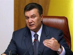 Віктор Янукович розповість, "хто народний артист, а хто на папері"