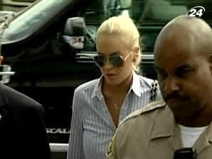 Линдсей Лохан успешно отбыла 35-дневный домашний арест Линдсей Лохан успешно отбыла 35-дневный домашний арест