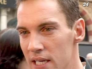 Актор Джонатан Ріс-Маєрс намагався накласти на себе руки Актор Джонатан Ріс-Маєрс намагався накласти на себе руки