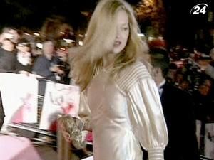 Кейт Мосс и Джейми Хинс поженятся в эти выходные Кейт Мосс и Джейми Хинс поженятся в эти выходные