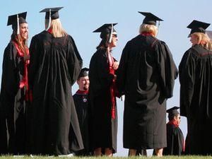 В Україні можуть закрити 40 % університетів В Україні можуть закрити 40 % університетів