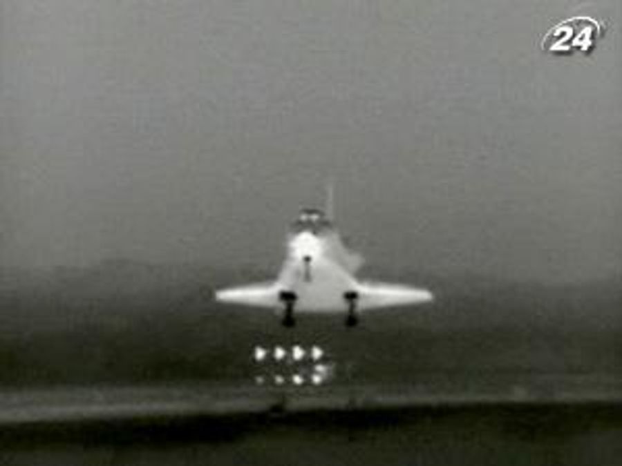 Шаттл Endeavour завершил свою последнюю космическую миссию