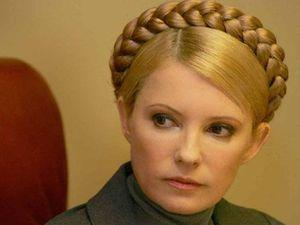 Тимошенко говорит, что знает кто закупал вакцины