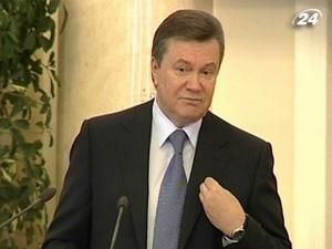 Янукович починає реформи зі звільнень