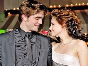 На церемонії MTV покажуть промо-тизер "Сутінки. Сага. Світанок. Частина 1" На церемонії MTV покажуть промо-тизер "Сутінки. Сага. Світанок. Частина 1"